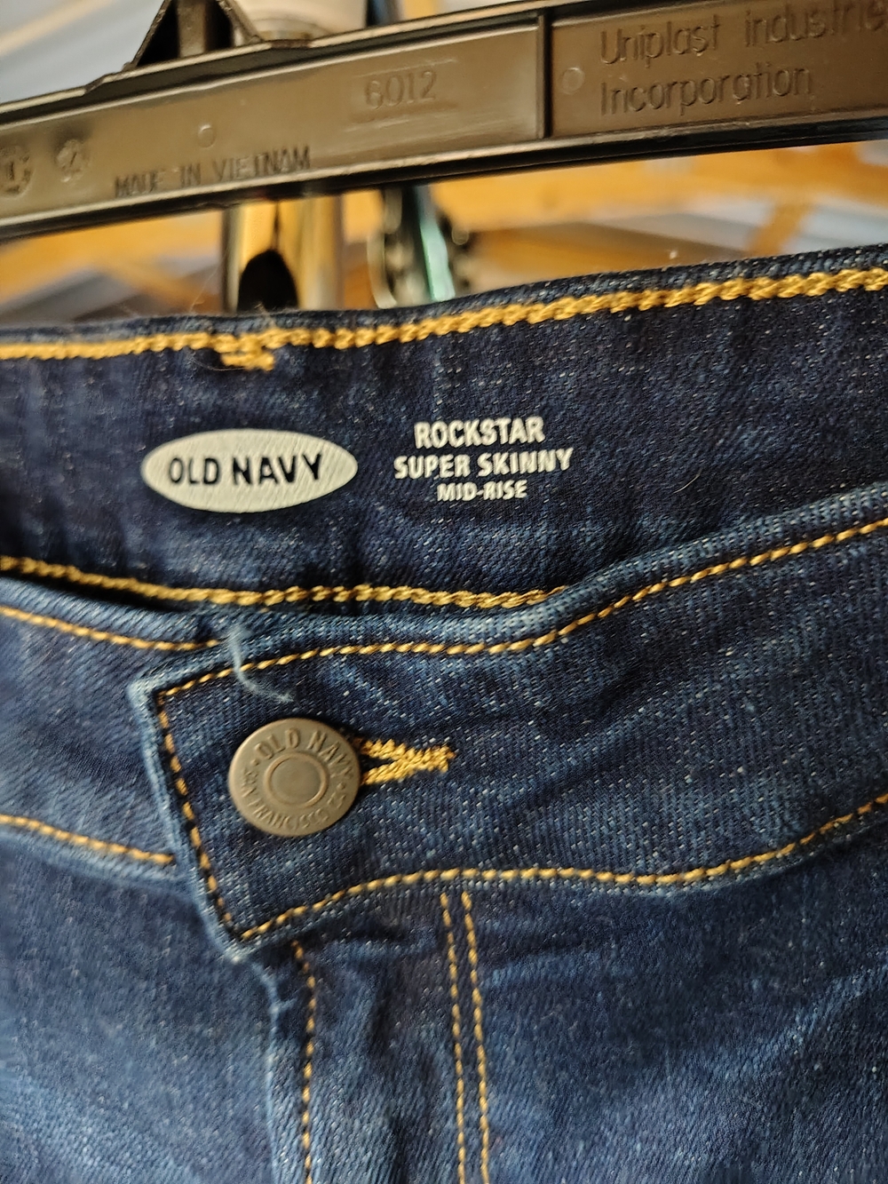 Old Navy Rockstar Super Skinny Mid-Rise Jeans - Dark Blue